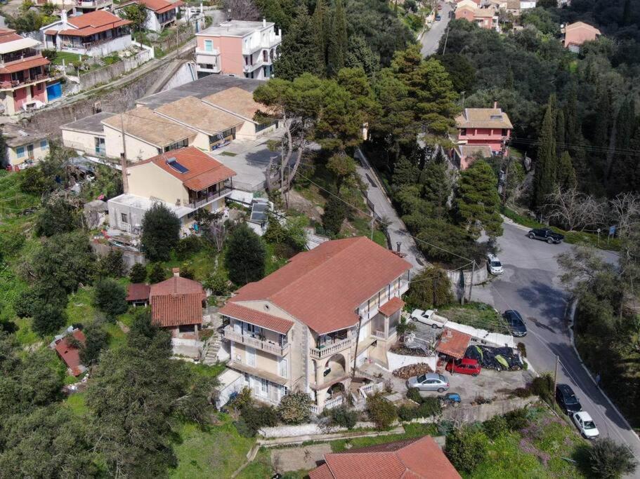 “Katerina'S Guest House” Kato Garouna Exterior foto